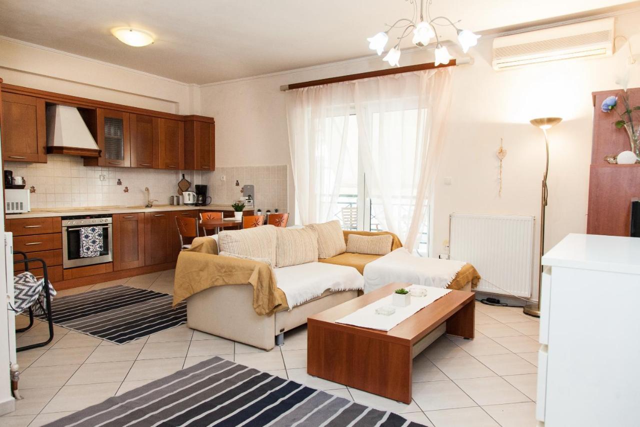 Lovely Apt In Peristeri 아테네 외부 사진