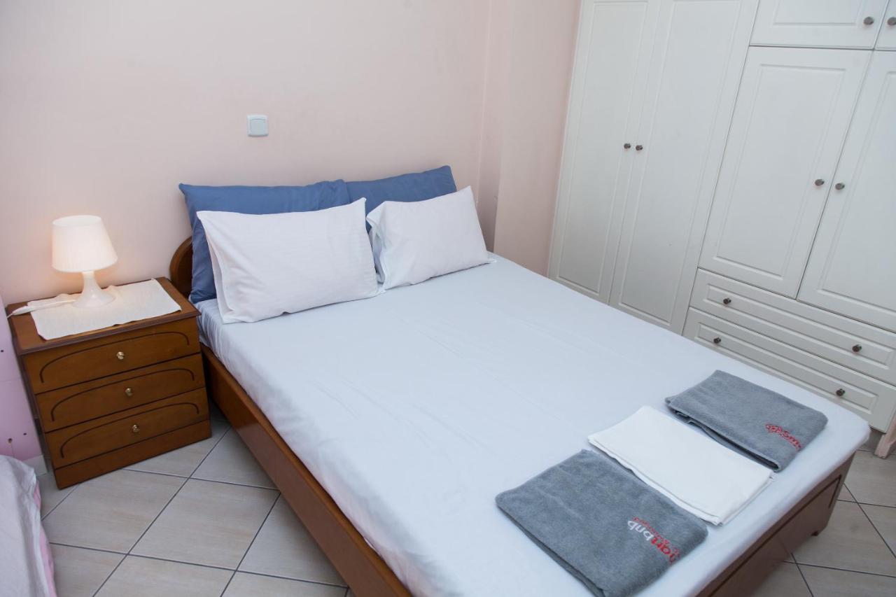 Lovely Apt In Peristeri 아테네 외부 사진